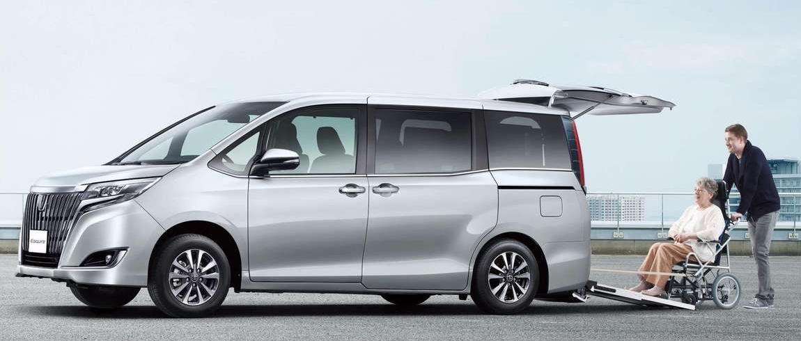 Xi(2WD)車いす仕様車(タイプⅠ)“車いす1脚仕様”